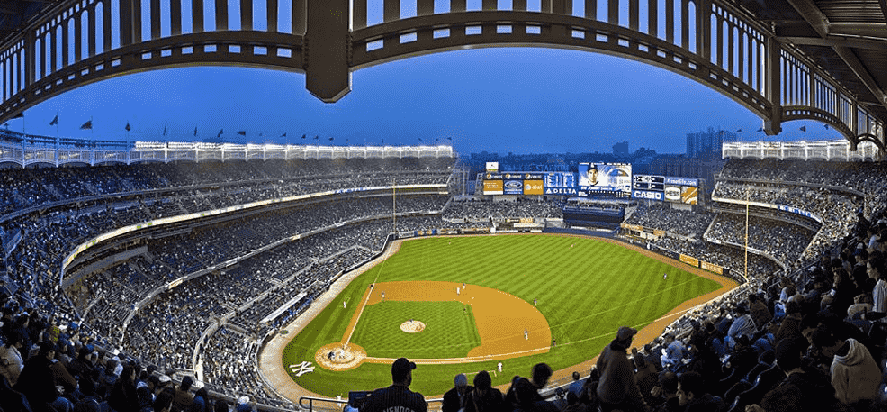 Estádio dos Yankees em Nova York: Jogo de beisebol