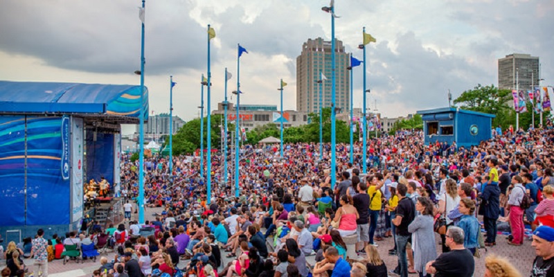 Great Plaza em Penn's Landing na Filadélfia