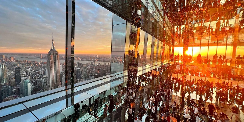 Pôr do sol visto do Summit One Vanderbilt em Nova York