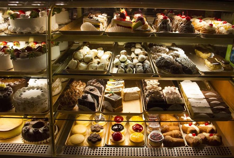 Doces da DeLillo Pastry Shop no Bronx em Nova York