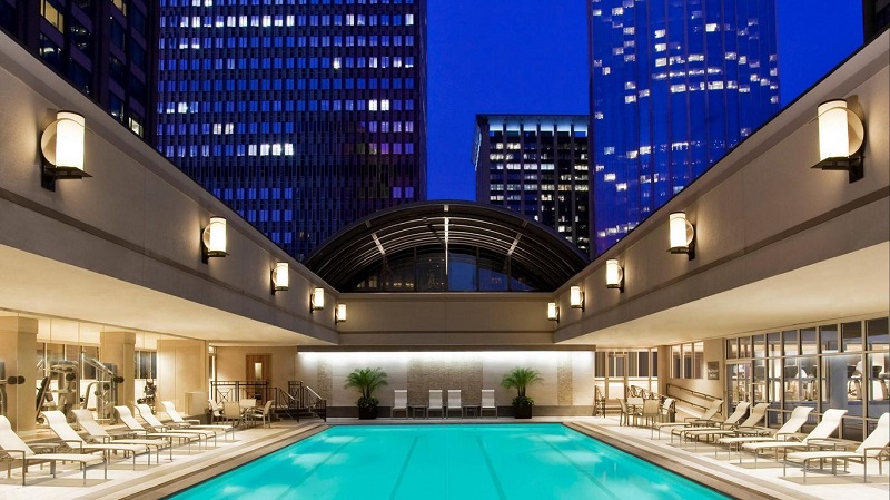 Piscina de hotel em Boston