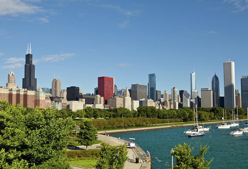 Dia de céu claro em Chicago