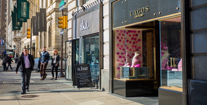 Lojas na rua Walnut Street na Filadélfia