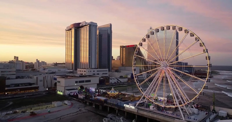 Parque Steel Pier na cidade de Atlantic City em Nova Jersey